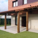 Porche de madera moderno en Lardero La Rioja