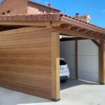 Parking de madera con cerramiento en Huercanos La RIoja