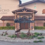 Porche de madera para bodega Don Sancho de Londoño en Hormilla La Rioja