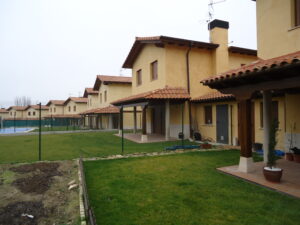 Porches de madera para urbanización en Ollauri La Rioja