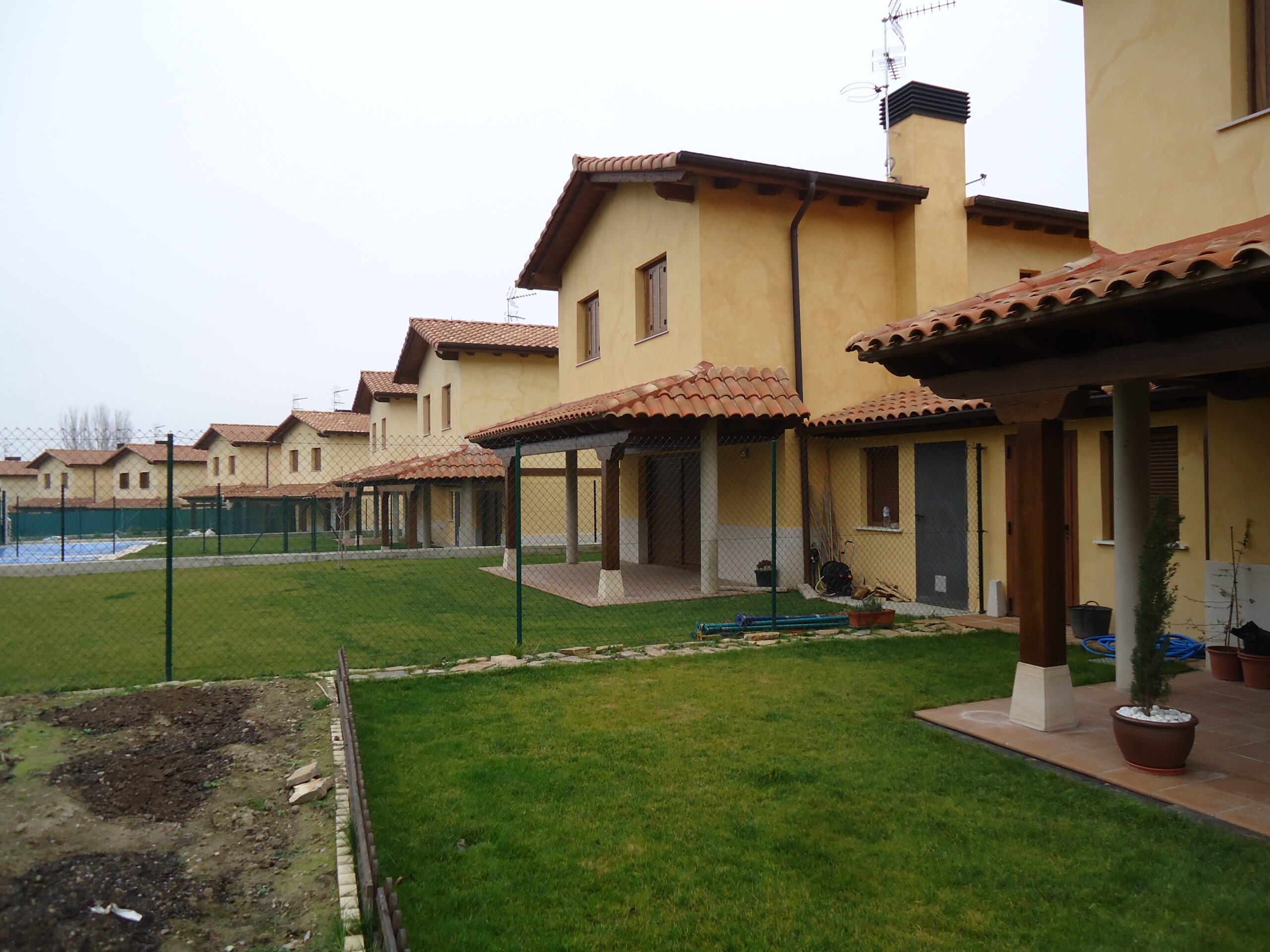 Porches de madera para urbanización en Ollauri La Rioja