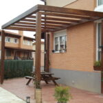 Pérgola para toldos acabado en línea plus en Cuzcurrita.